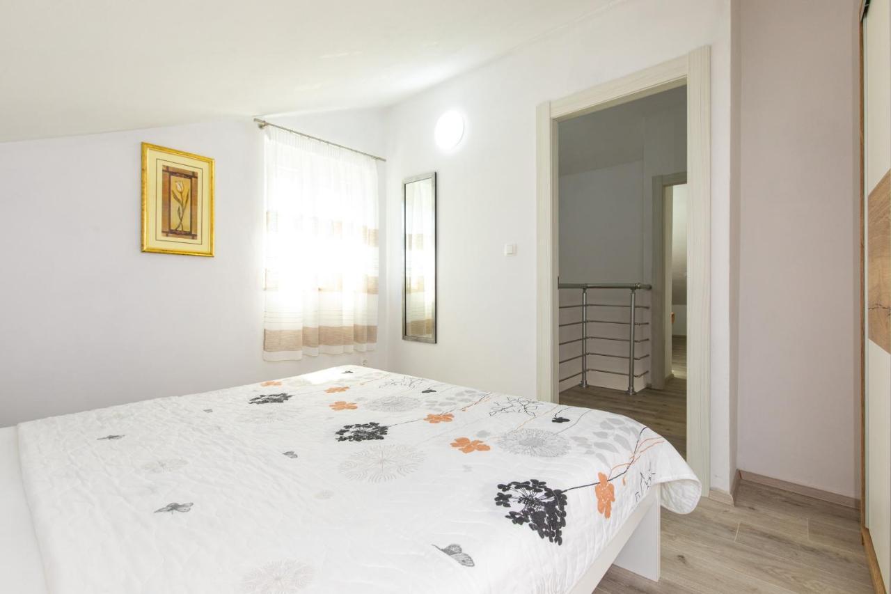 Apartments Augustinovic Baška Exteriér fotografie